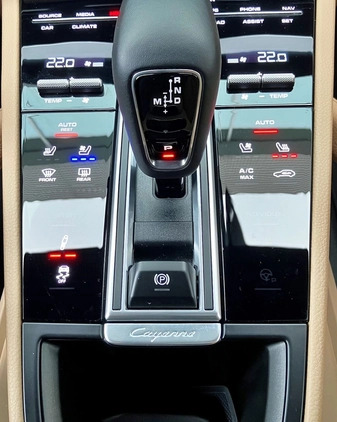 Porsche Cayenne cena 379000 przebieg: 42025, rok produkcji 2021 z Sokołów Małopolski małe 781